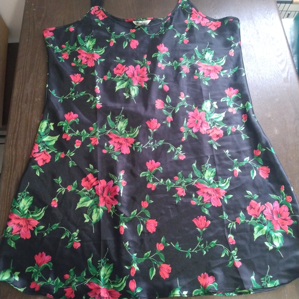 Winlar Silky Polyester Nighty/Dress Red Rose & Black Size 1X